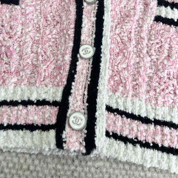 NWT CHANEL 2024P Pink Black White Cardigan Sweater FR36 - Picture 6 of 11
